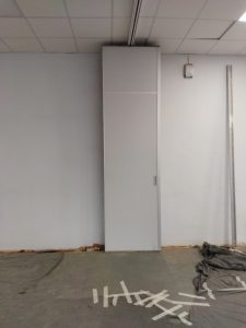 #раздвижныеперегородки в колледже РЖД город Москва. Длина 8876мм высота 3654мм звукоизоляция 41 дБ. Материал отделки ЛДСП egger серый