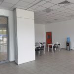 Данная раздвижная перегородка выполнена из Белого ЛДСП, звукоизоляция 41ДБ, Высота 3600 длина 7100