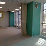 Мягкая перегородка для разделения пространства в коммерческом помещении в ЖК.