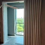 Мягкая раздвижная перегородка для частной квартиры.