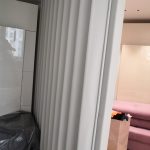 Мягкая белая перегородка для частной квартиры