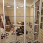 Стеклянная перегородка для частной квартиры