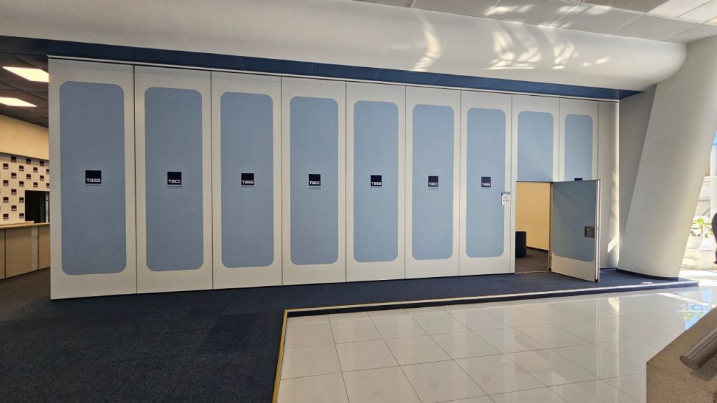 Модернизация раздвижной стены для ТАСС!