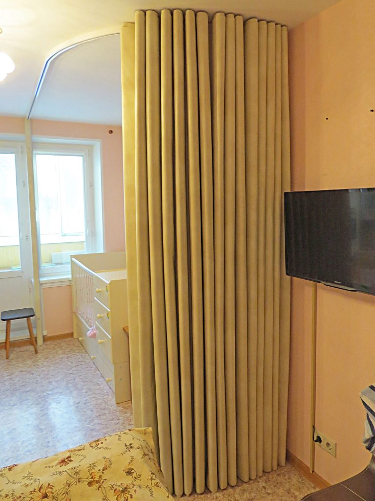 Мягкая радиусная перегородка для вашей квартиры в Брянске