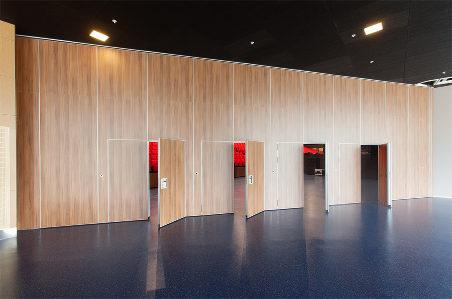 Кейс: Раздвижная стена для актового зала от Sliding Partition